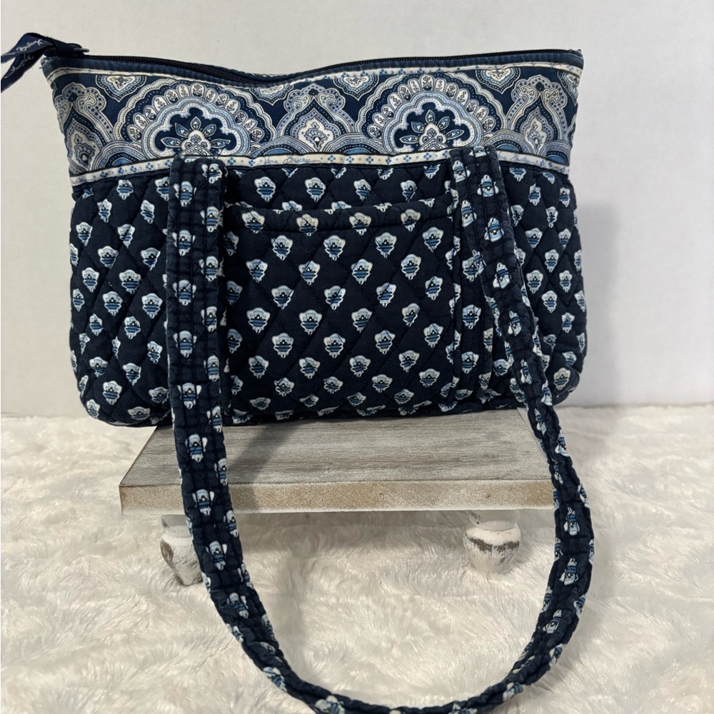 Vera Bradley NANTUCKET NAVY Retired Medium Tote